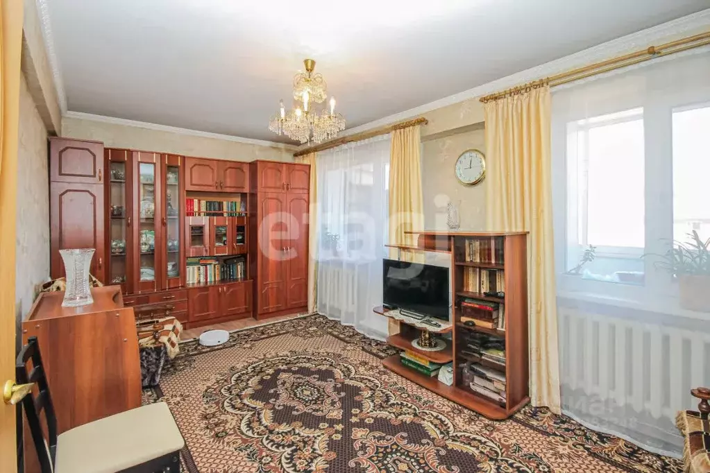 3-к кв. Бурятия, Улан-Удэ ул. Дивизионная 3-й участок, 937 (64.3 м) - Фото 1
