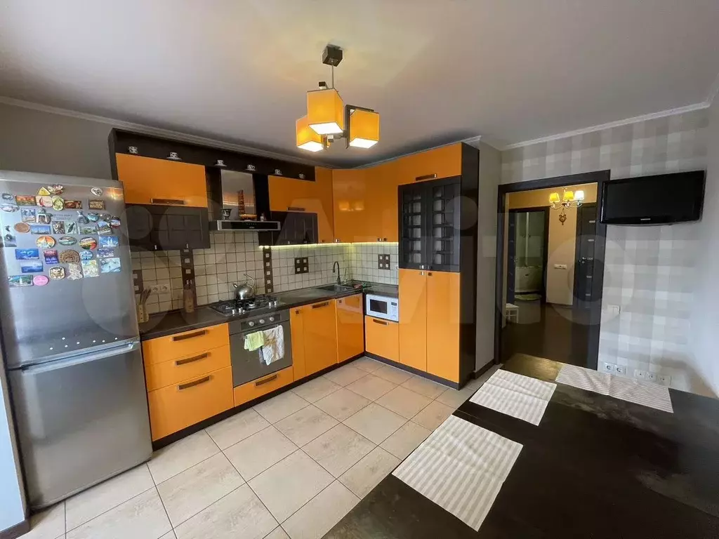 8-к. квартира, 70 м, 8/10 эт. - Фото 0