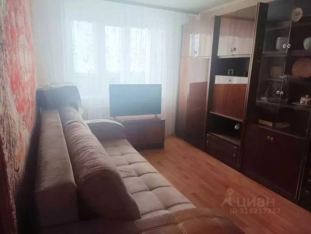 1-к кв. Саратовская область, Энгельс Краснодарская ул., 9 (39.5 м) - Фото 0