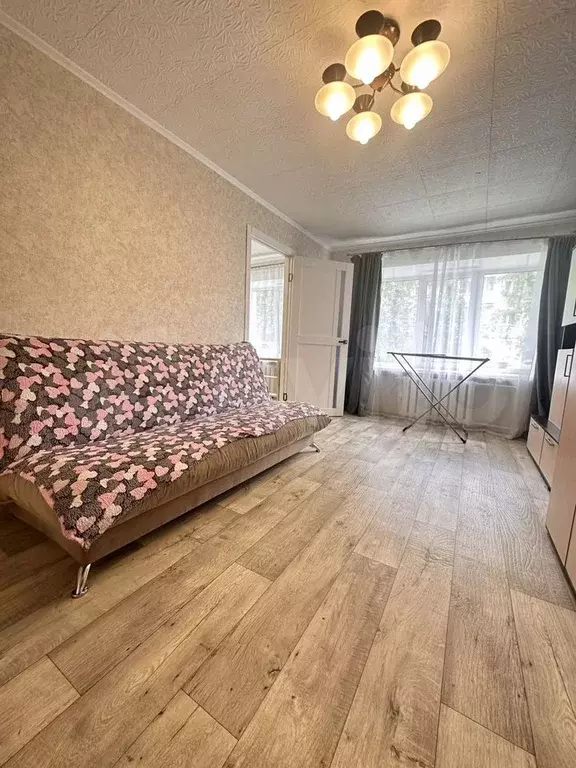 2-к. квартира, 42 м, 1/4 эт. - Фото 0