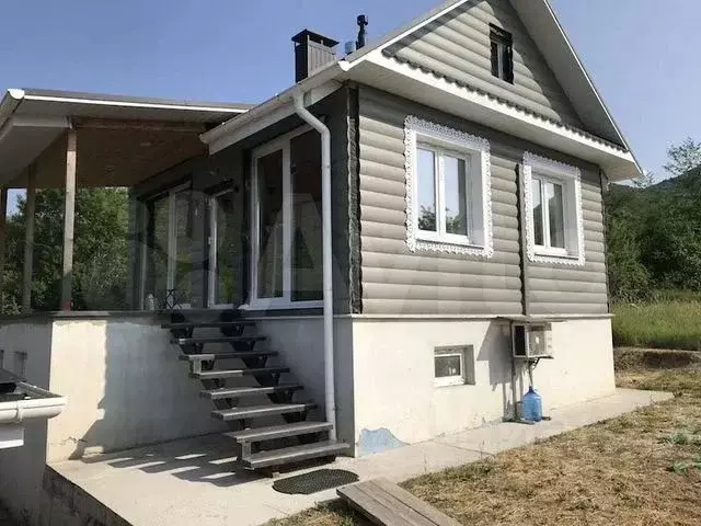 Дом в Крым, Бахчисарайский район, Куйбышевское с/пос, с. Высокое ул. ... - Фото 1