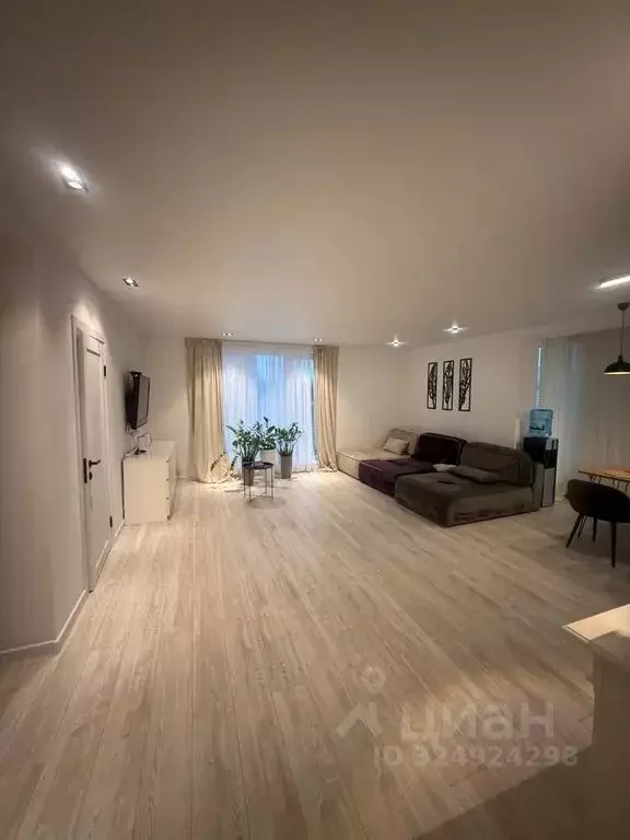 Дом в Новгородская область, Новгородский район, Ермолинское с/пос, д. ... - Фото 2