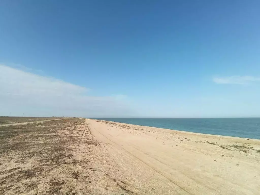 Участок в Крым, Ленинский район, Семисотское с/пос, с. Каменское  (6.0 ... - Фото 1