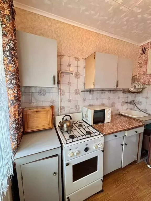1-к. квартира, 32 м, 1/9 эт. - Фото 0