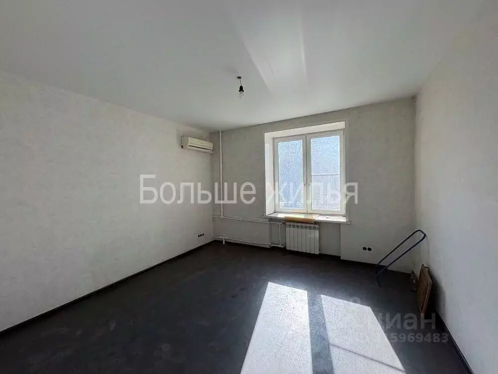 3-к кв. Волгоградская область, Волгоград ул. Аллея Героев, 1 (76.6 м) - Фото 1