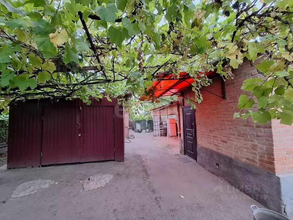 Дом в Ростовская область, Багаевская ст-ца пер. Воровского (88 м) - Фото 1