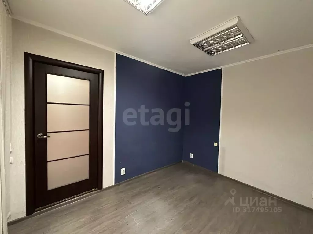 Офис в Белгородская область, Белгород ул. Губкина, 15в (50 м) - Фото 1