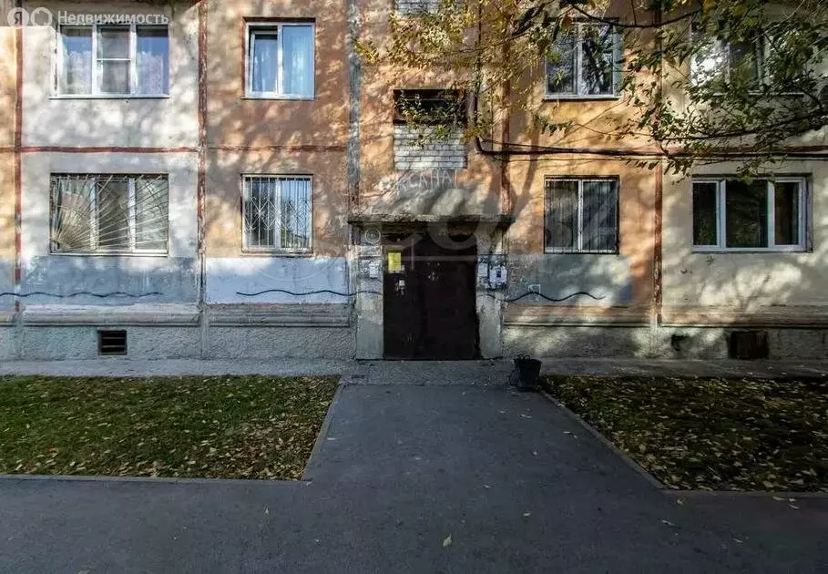 1-комнатная квартира: Тюмень, улица Энергетиков, 60А (14 м) - Фото 1