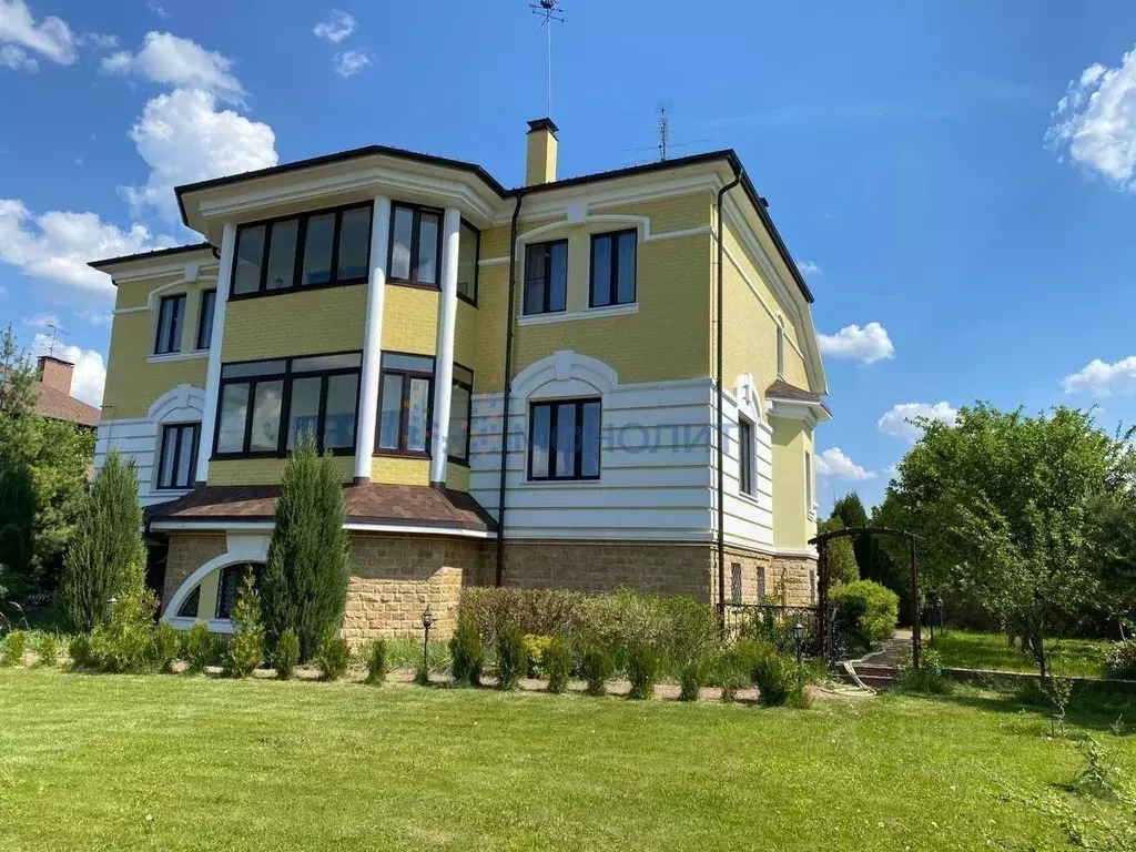 Дом в Московская область, Наро-Фоминский городской округ, д. ... - Фото 0