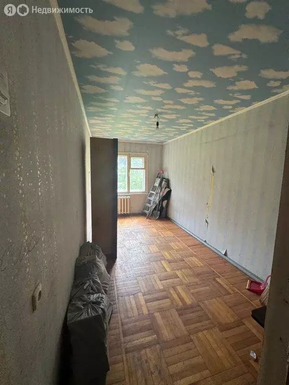 3-комнатная квартира: Краснодар, улица Гагарина, 83 (59.8 м) - Фото 0