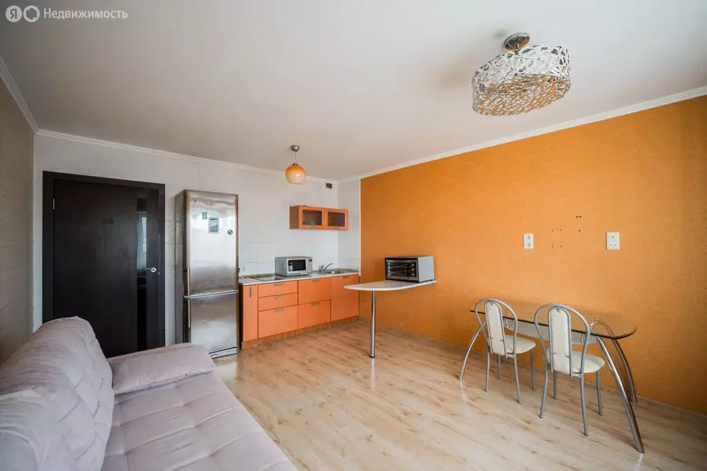 2-комнатная квартира: Екатеринбург, улица Щорса, 105 (45 м) - Фото 1