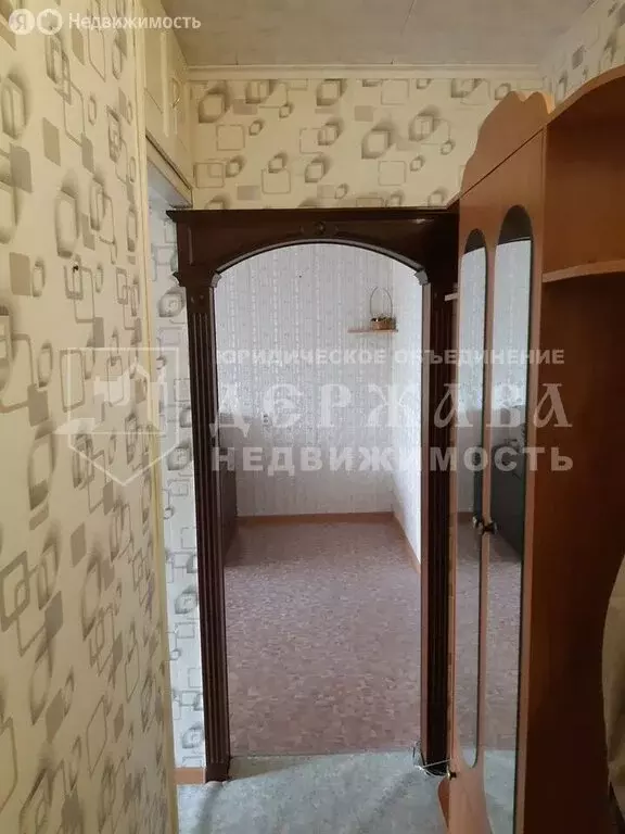 2-комнатная квартира: Кемерово, Октябрьский проспект, 67А (47.9 м) - Фото 1