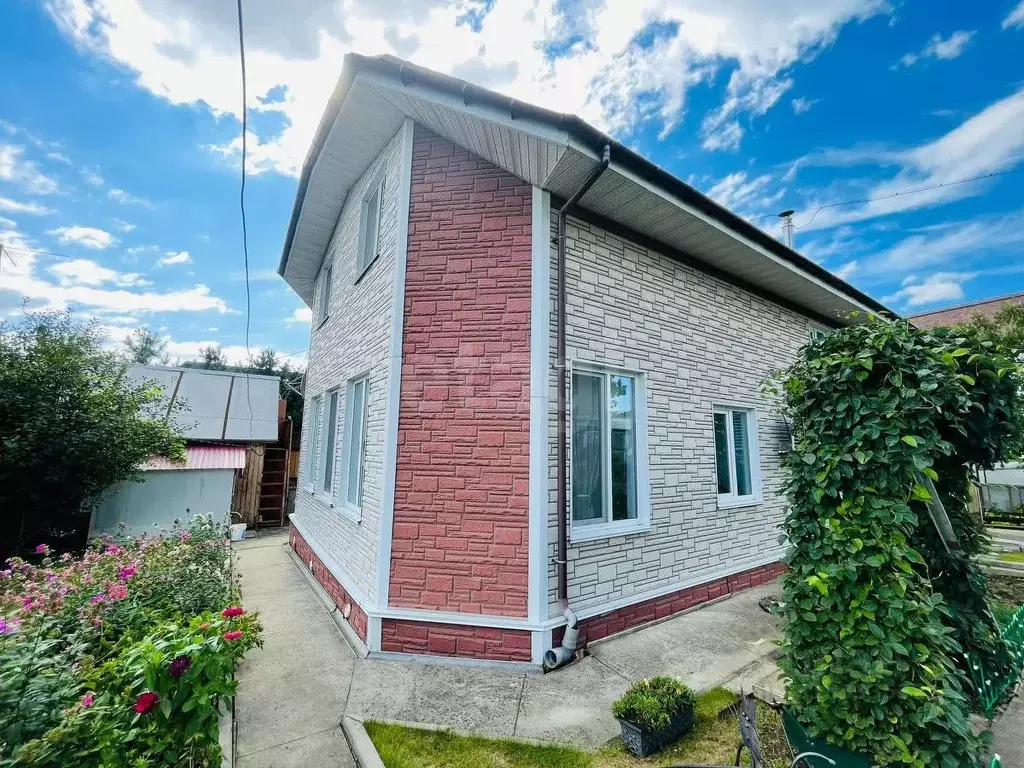 Дом в Приморский край, Владивосток ул. 2-я Шоссейная, 48 (181 м) - Фото 0