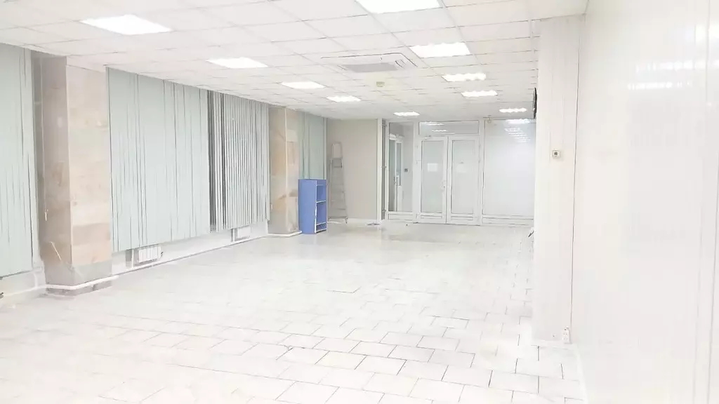 Помещение свободного назначения в Калужская область, Обнинск ул. ... - Фото 1