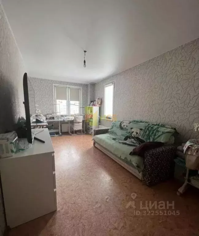 2-к кв. Омская область, Омск ул. 21-я Амурская, 25 (66.0 м) - Фото 1