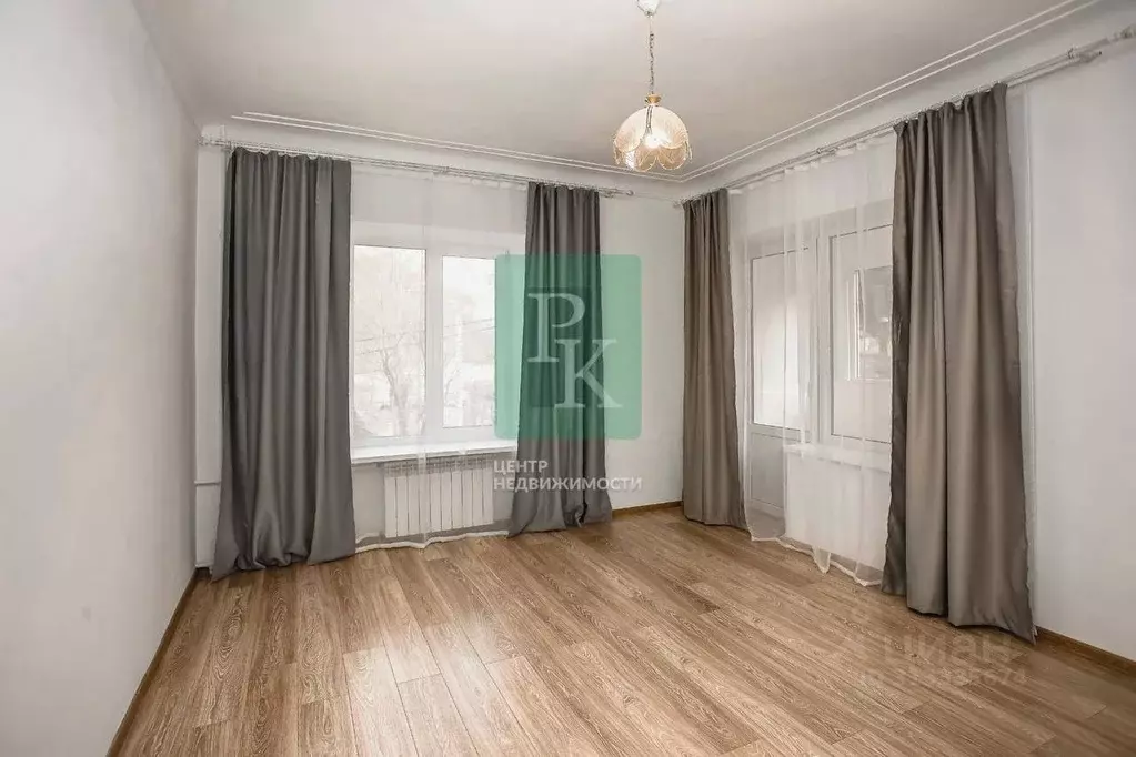3-к кв. Севастополь, Севастополь, Инкерман г. ул. Раенко, 20 (70.0 м) - Фото 0