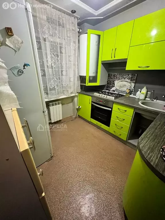 3-комнатная квартира: Азов, Коллонтаевский переулок, 104 (55 м) - Фото 1