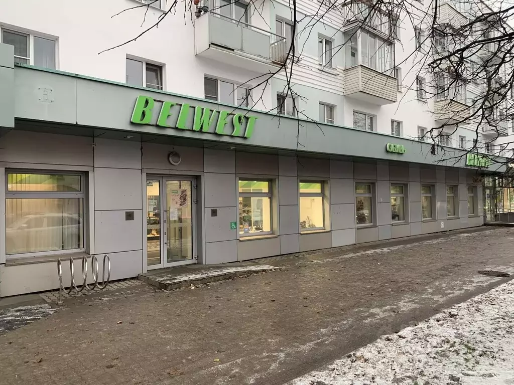 Помещение свободного назначения в Новгородская область, Великий ... - Фото 0