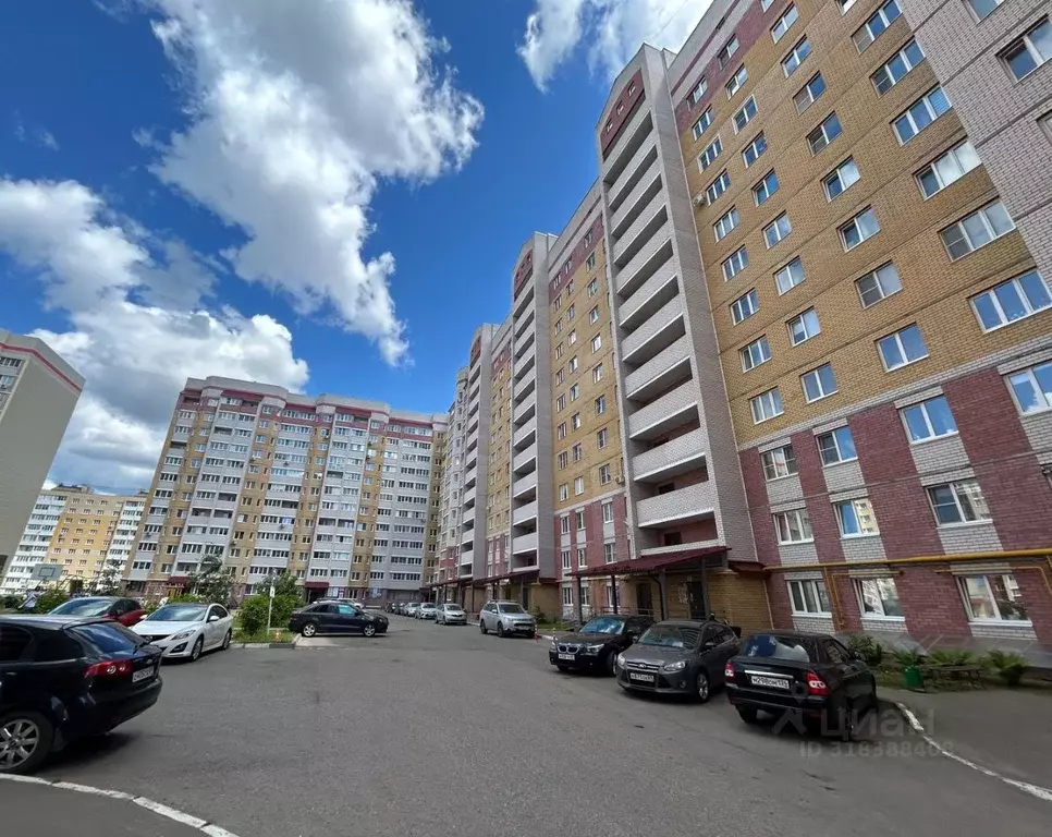 2-к кв. Тверская область, Тверь Псковская ул., 6 (69.2 м) - Фото 0