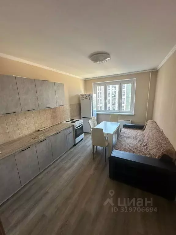 3-к кв. Москва ул. Сочинская, 8 (74.5 м) - Фото 0