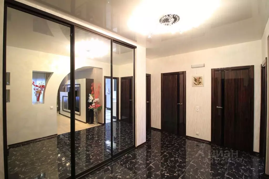 3-к кв. Санкт-Петербург Парашютная ул., 25к2 (94.3 м) - Фото 1