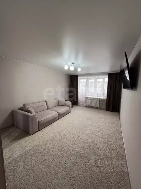 3-к кв. Курганская область, Курган ул. Свердлова, 8 (60.0 м) - Фото 1