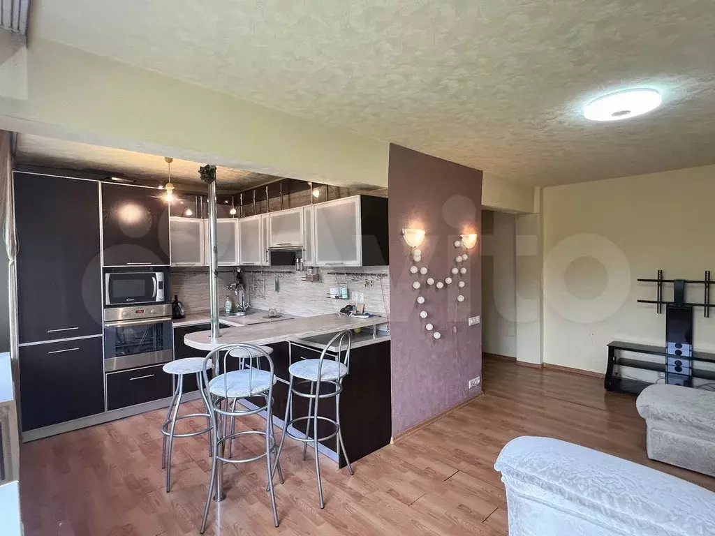 3-к. квартира, 58 м, 5/5 эт. - Фото 1