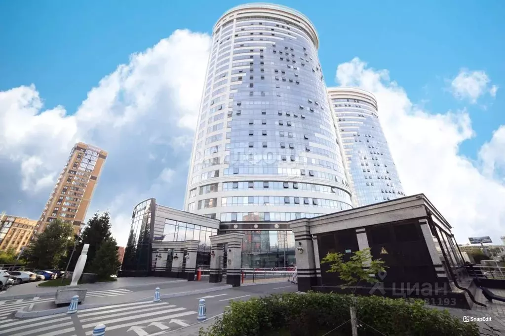 3-к кв. Новосибирская область, Новосибирск ул. Сибревкома, 9 (65.0 м) - Фото 1