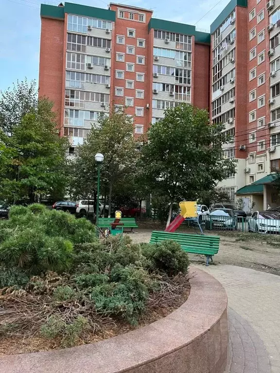 2-к кв. Краснодарский край, Краснодар ул. Трудовой Славы, 1 (64.0 м) - Фото 1