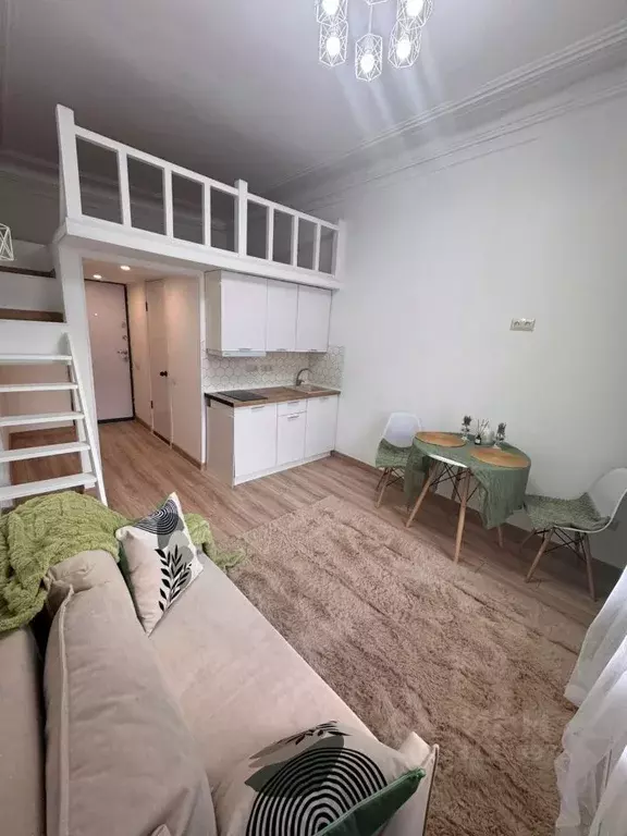 Студия Санкт-Петербург ул. Марата, 70а-70б (30.0 м) - Фото 1