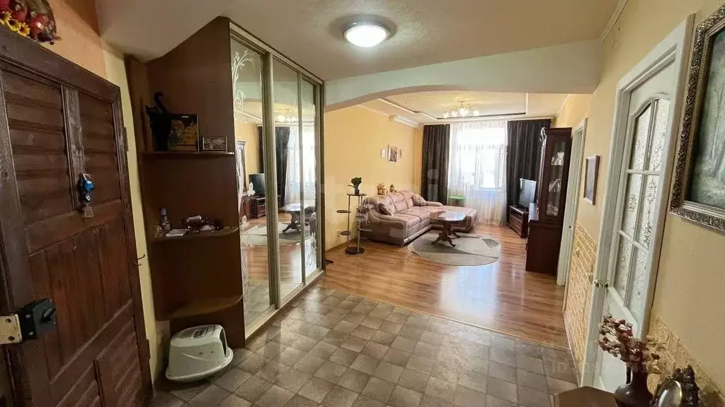2-к кв. Пермский край, Березники ул. Пятилетки, 35 (71.0 м) - Фото 1
