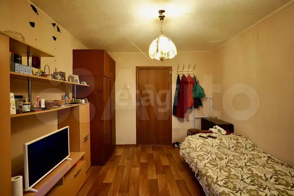 Комната 13 м в 1-к., 4/9 эт. - Фото 0