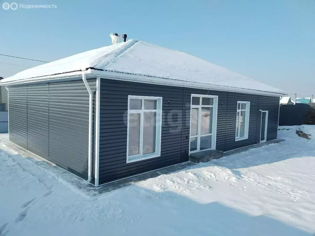 Дом в село Нижний Саянтуй, ДНТ Багульник, 2-й квартал (162.8 м) - Фото 1