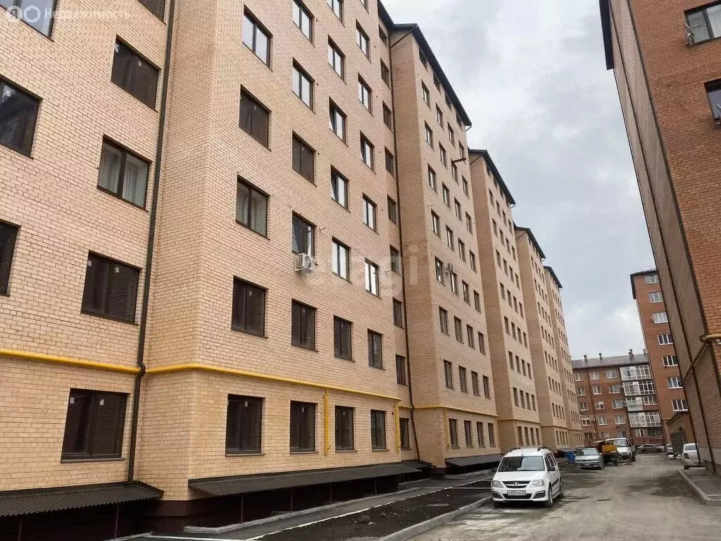 2-комнатная квартира: Владикавказ, улица Зураба Магкаева, 83 (100 м) - Фото 0