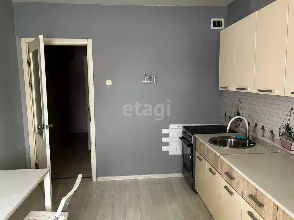 2-к кв. Ямало-Ненецкий АО, Салехард ул. Манчинского, 21 (68.4 м) - Фото 2