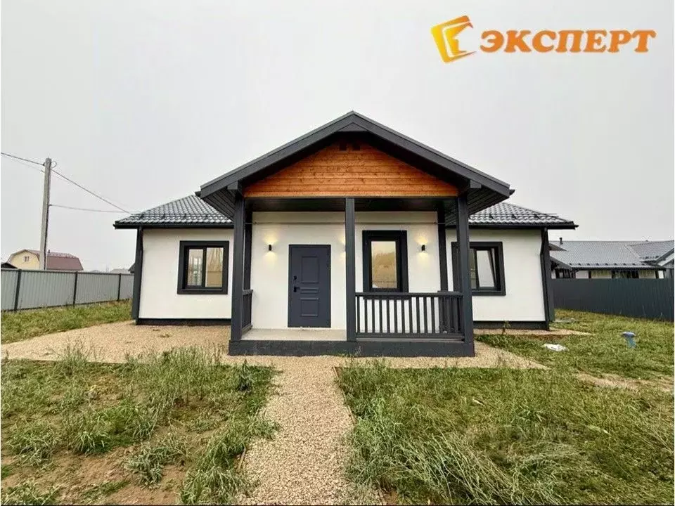 Дом в Калужская область, Жуковский муниципальный округ, Чубарово ... - Фото 1