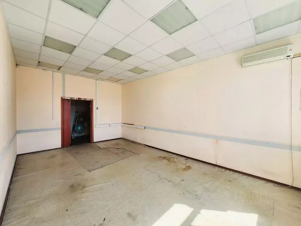 Помещение свободного назначения в Санкт-Петербург наб. Обводного ... - Фото 2