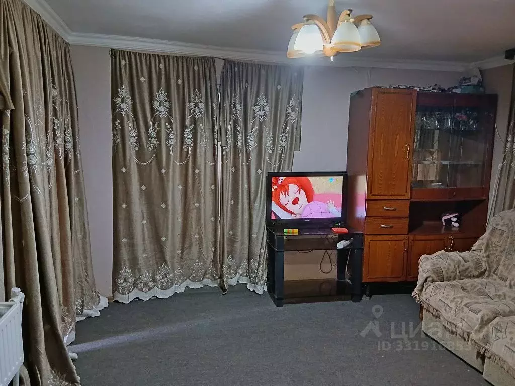 Дом в Краснодарский край, Тбилисская ст-ца ул. Вокзальная, 3 (57 м) - Фото 2