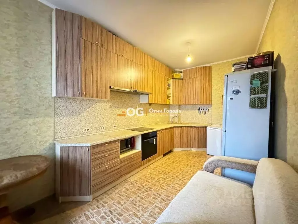 3-к кв. Брянская область, Брянск ул. Костычева, 68 (90.0 м) - Фото 1
