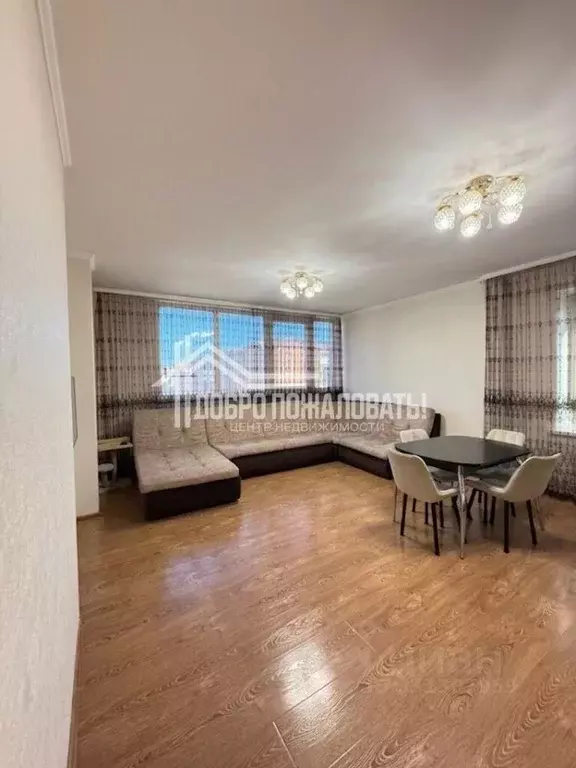 2-к кв. Хакасия, Абакан просп. Дружбы Народов, 43 (72.0 м) - Фото 1