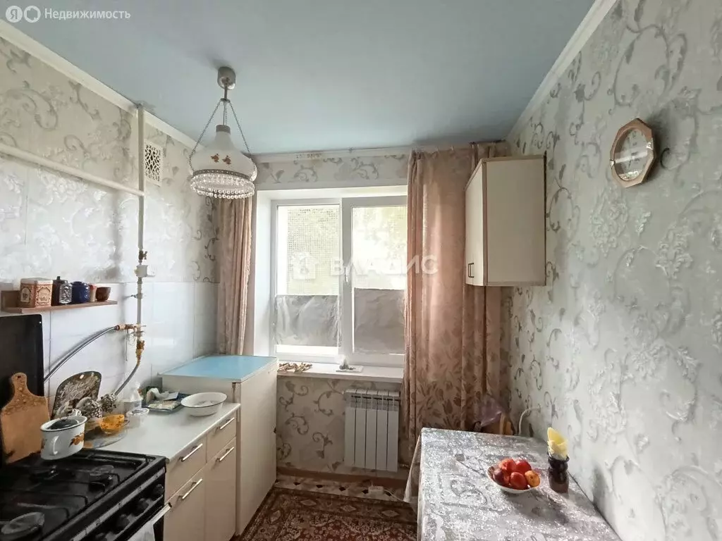 1-комнатная квартира: Шебекино, улица Петровского, 5 (43.5 м) - Фото 0