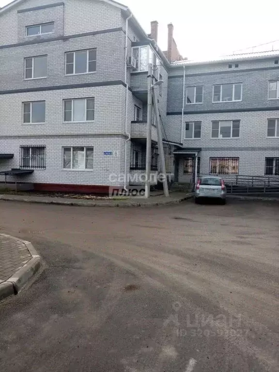 4-к кв. Калмыкия, Элиста ул. Некрасова, 33 (72.8 м) - Фото 0