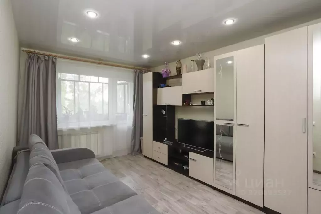 2-к кв. Иркутская область, Иркутск Первомайский мкр, 65 (45.0 м) - Фото 0