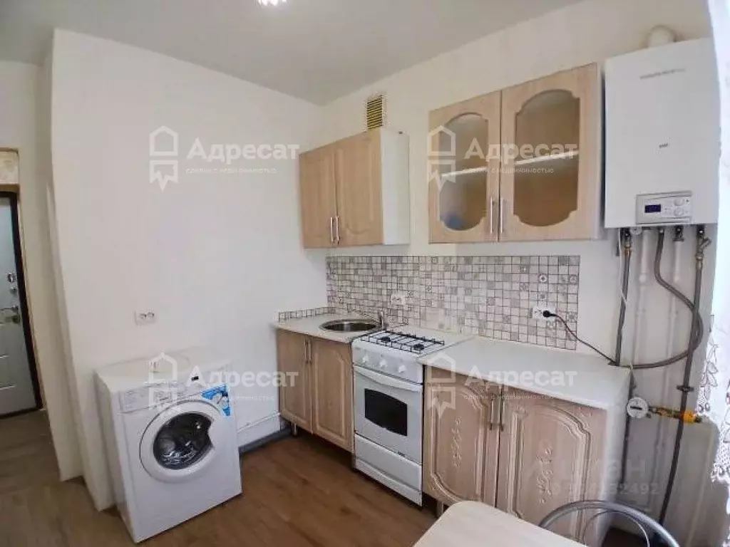 1-к кв. Волгоградская область, Волгоград ул. 70-летия Победы, 18 (24.0 ... - Фото 0