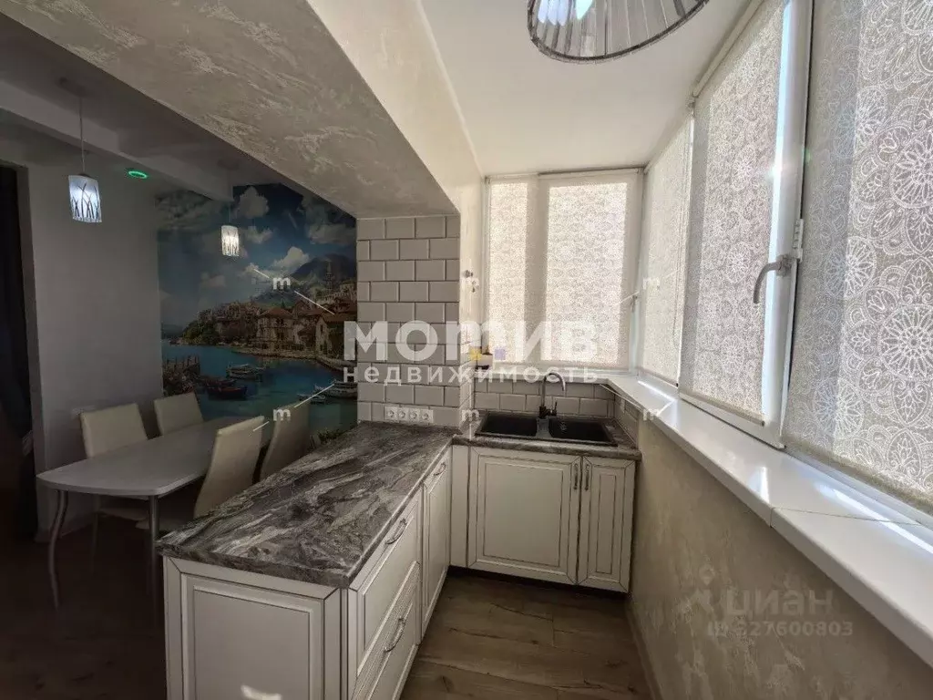 1-к кв. Тюменская область, Тюмень ул. Мебельщиков, 6 (50.0 м) - Фото 1