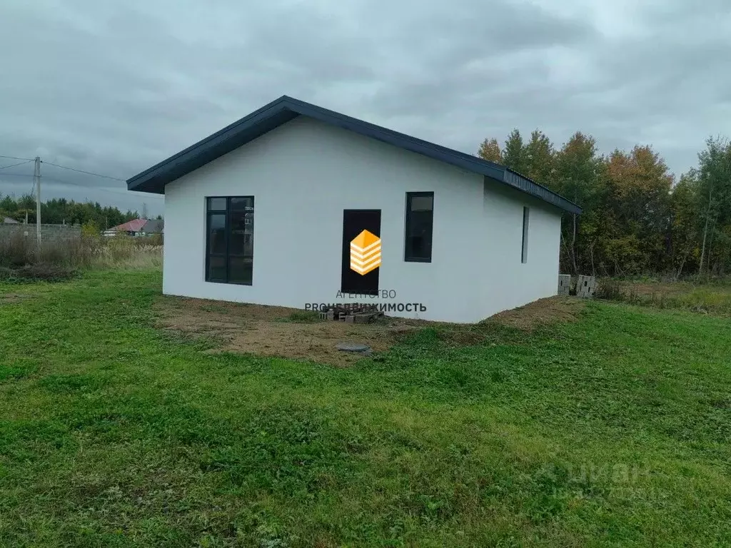 Дом в Башкортостан, Кармаскалинский район, Кабаковский сельсовет, д. ... - Фото 1