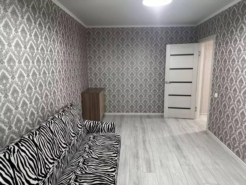 1-к кв. Саратовская область, Энгельс Полиграфическая ул., 85 (40.0 м) - Фото 1