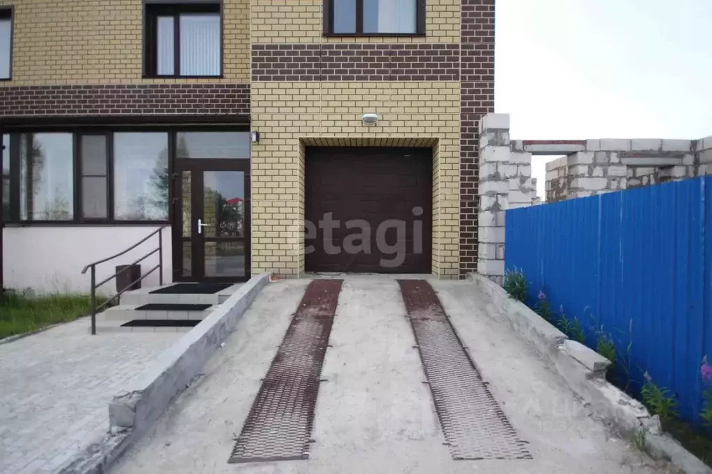 Таунхаус в Ямало-Ненецкий АО, Новый Уренгой Строителей мкр, 5/1 (192 ... - Фото 2