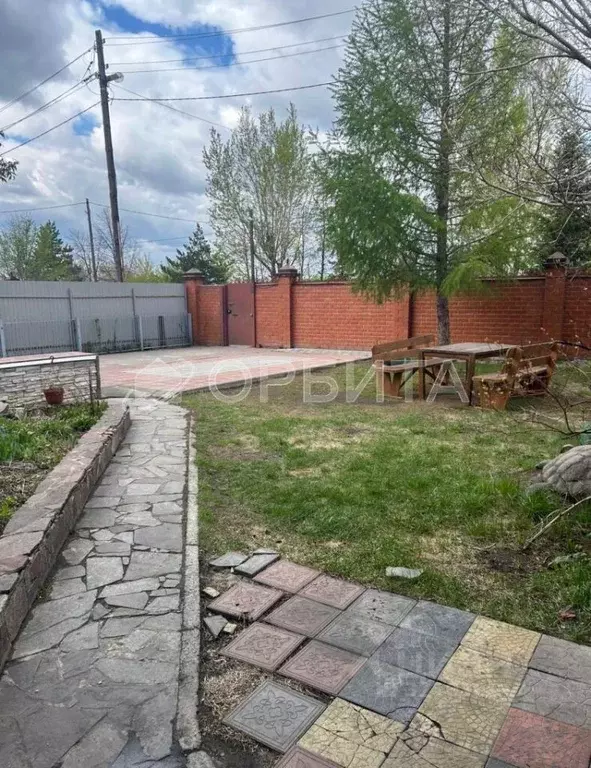 Дом в Тюменская область, Тюмень Магистральная ул., 11 (244 м) - Фото 2