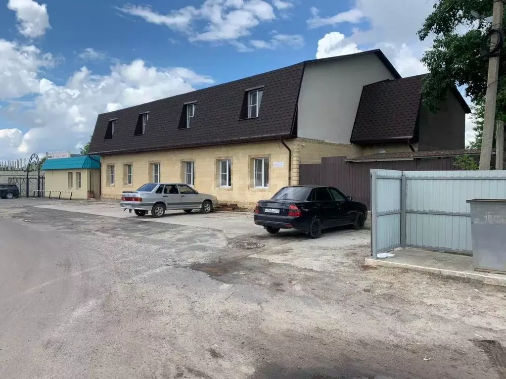 Помещение свободного назначения в Курская область, Курчатов Молодежная ... - Фото 0